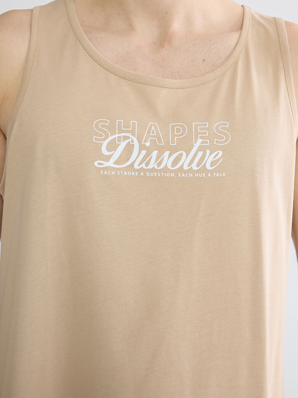 Bej U Yaka Baskılı Erkek Kolsuz Tişört-2