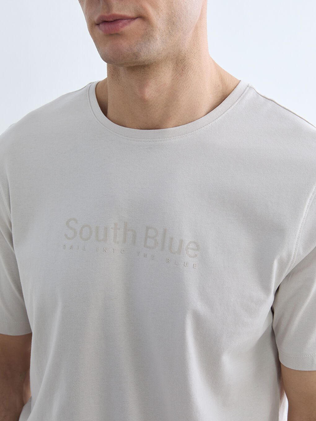 Bej Bisiklet Yaka Baskılı Penye Erkek Tişört-2