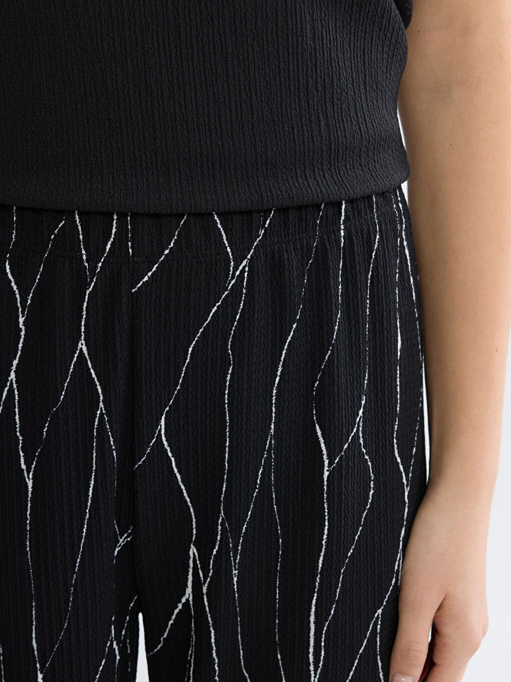 Elastic Waist Wide Leg Women's Trousers-2