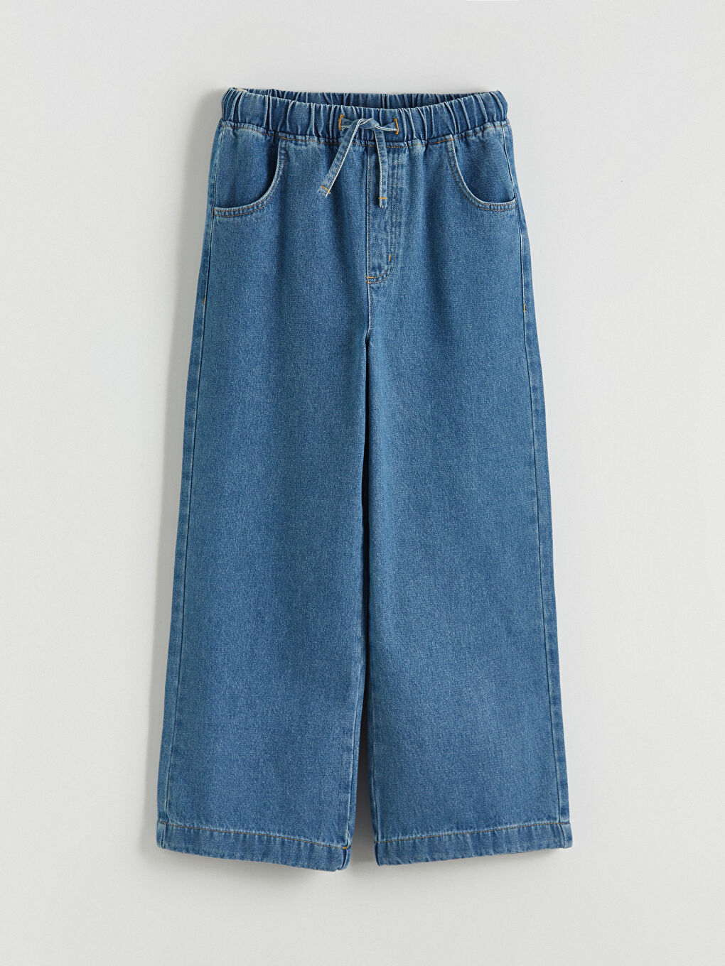 بنطلون جينز واسع الأرجل للبنات