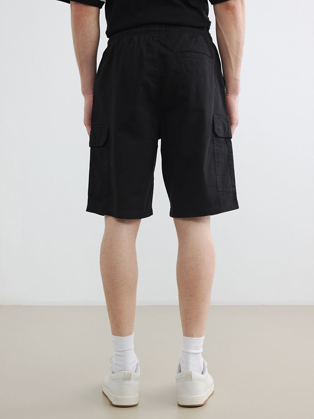 Regular Fit Gabardine Men's Cargo Shorts-3