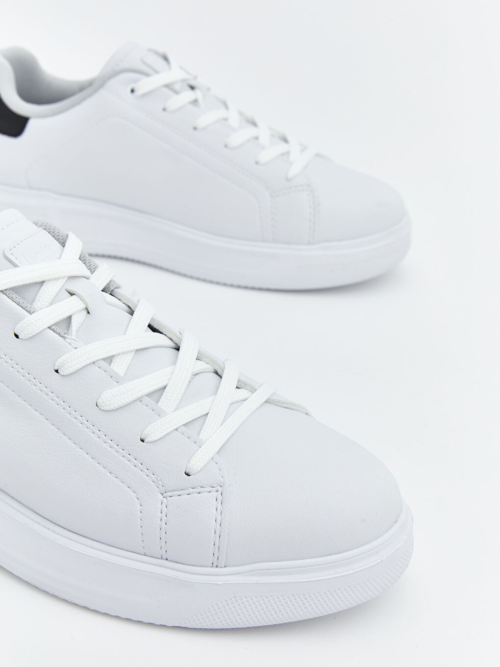 Lace-Up Men's Sneakers-2