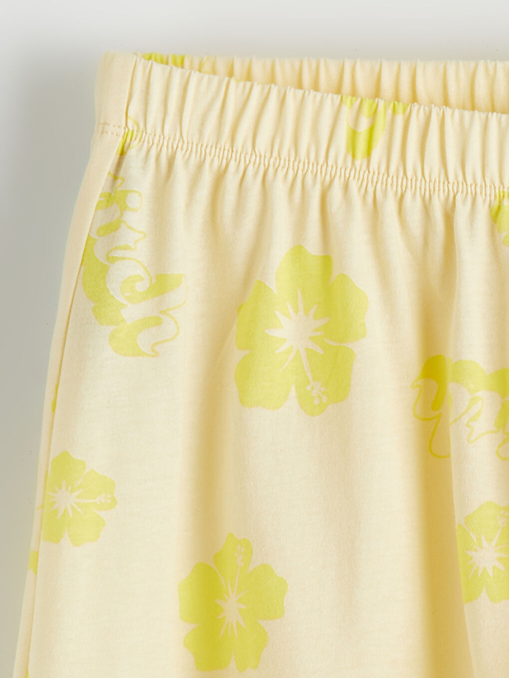 Ekru Stitch Baskılı Kız Çocuk Şortlu Pijama Takımı-5