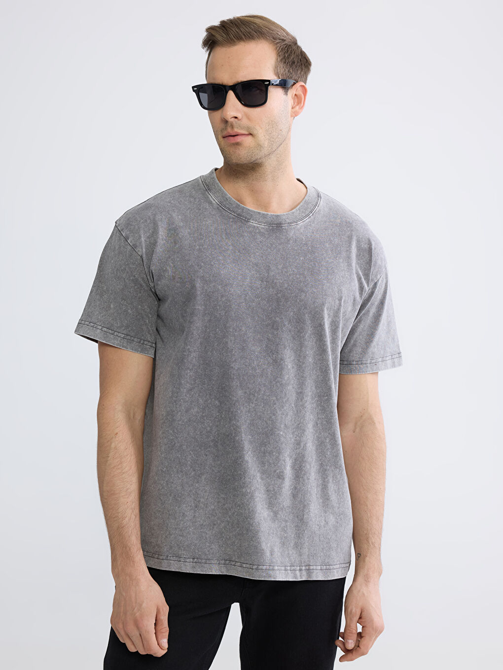 تیشێرت خۆڵه‌مێشی پیاو