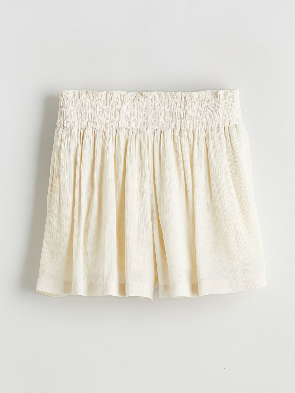 Elastic Waist Women's Pleated Shorts-4