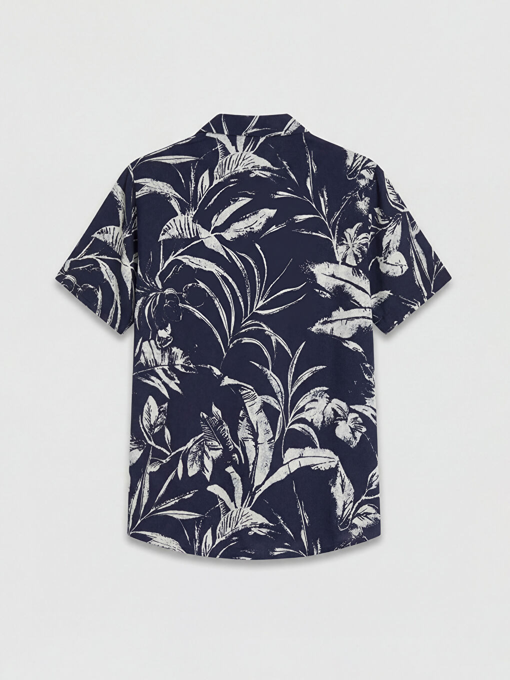 რეგულარული მორგების ნიმუშიანი ვისკოზის მამაკაცის პერანგი-5