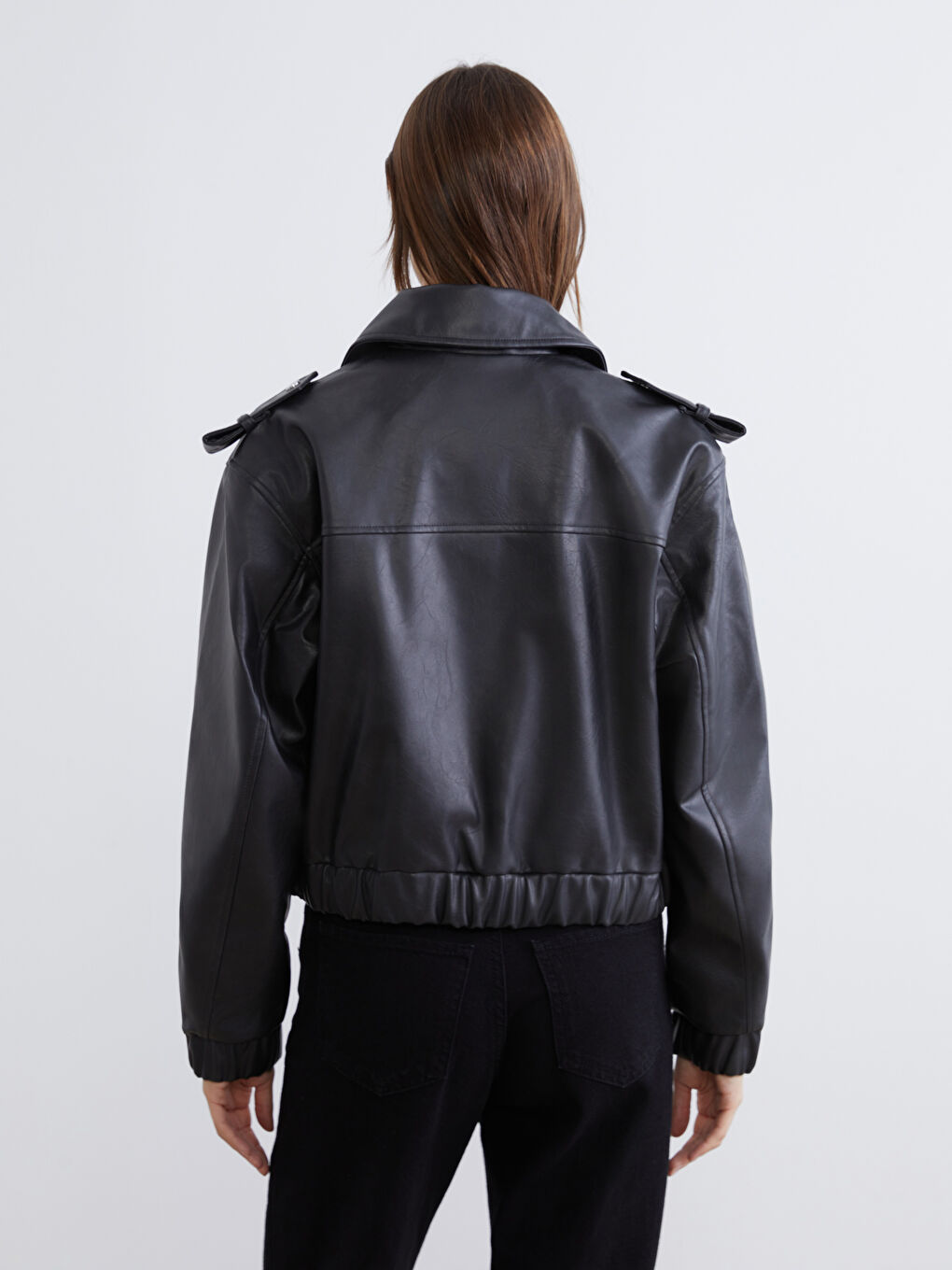 Collared Neck Women's Faux Leather Jacket-4