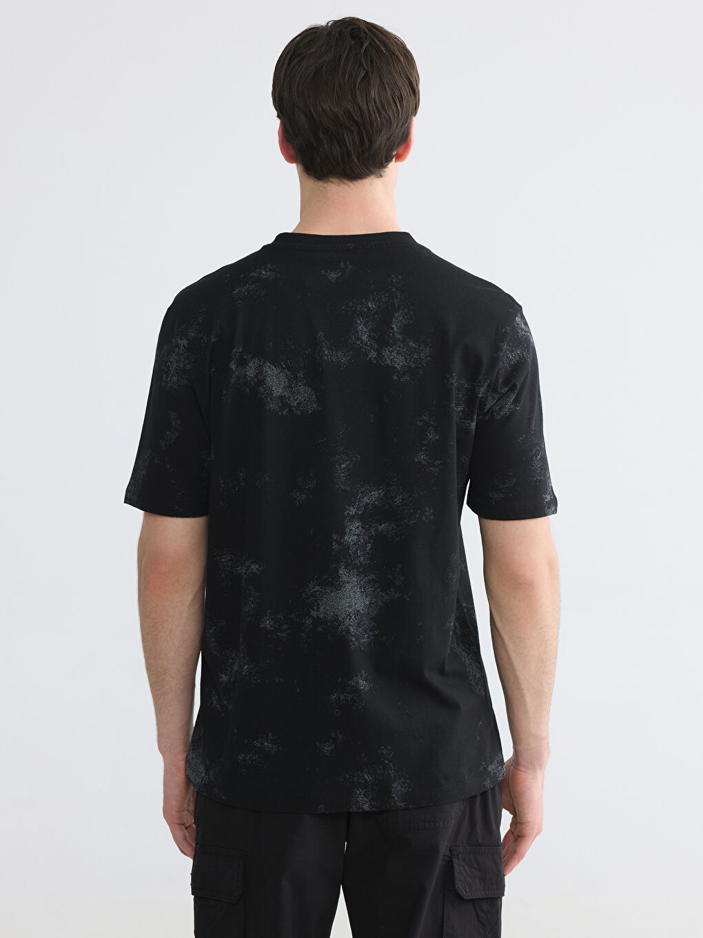 Мъжка тениска с кръгло деколте от щампирано жарсе-3