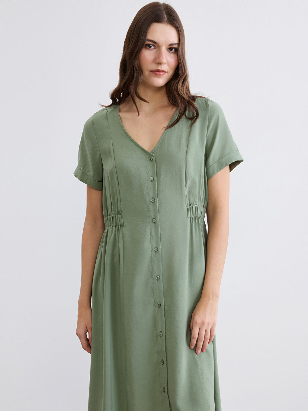 Yeşil V Yaka Belden Oturtmalı Elbise