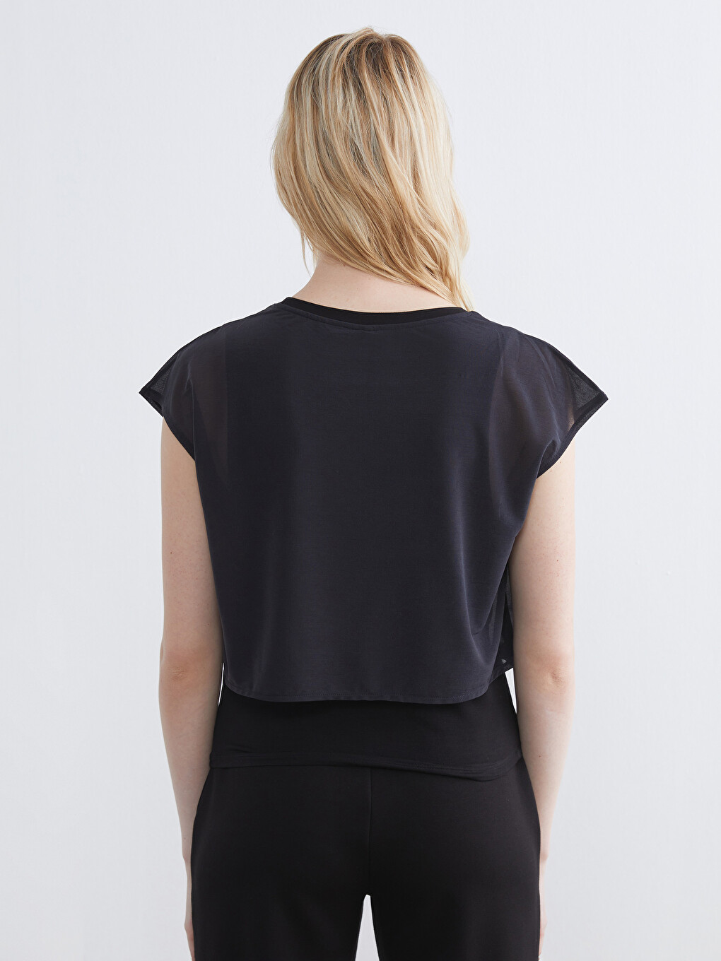 Women's Crew Neck Crop Top.-3