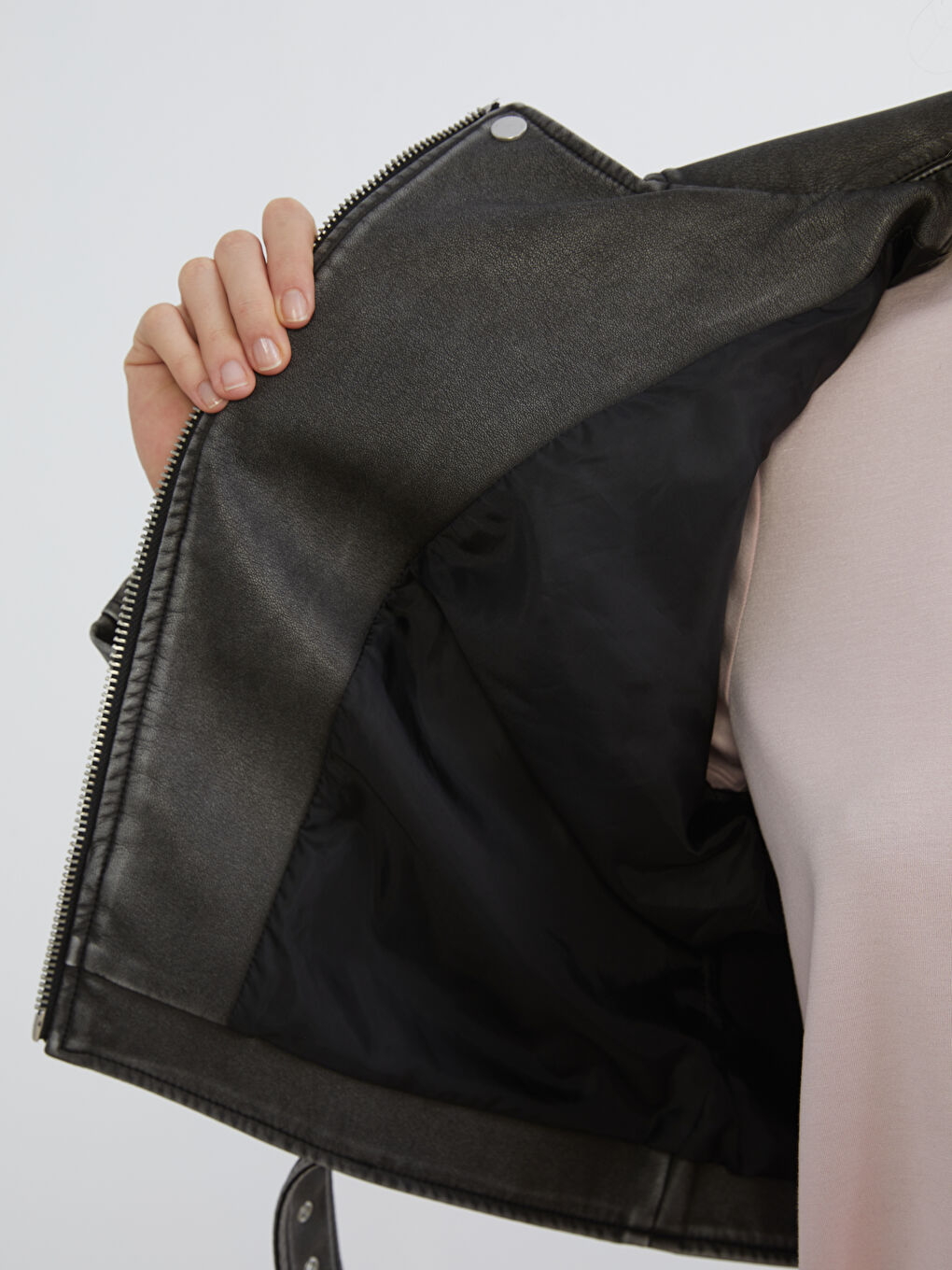 Gri Gömlek Yaka Kadın Deri Görünümlü Ceket-3