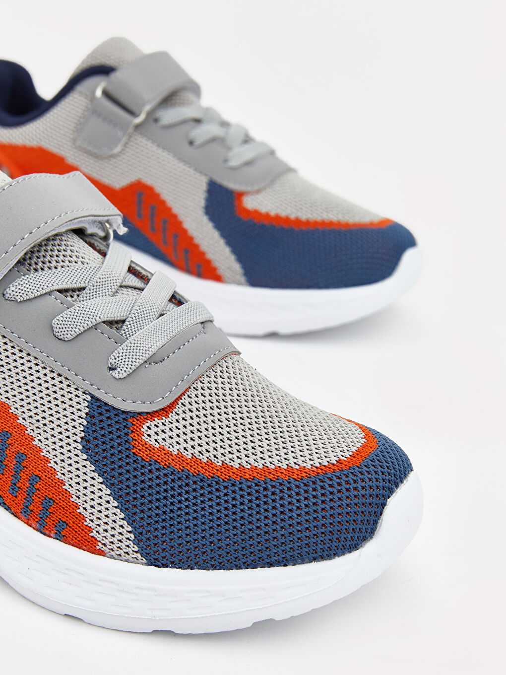 Gri Bağcık ve Cırt Cırtlı Erkek Bebek Spor Ayakkabı-2