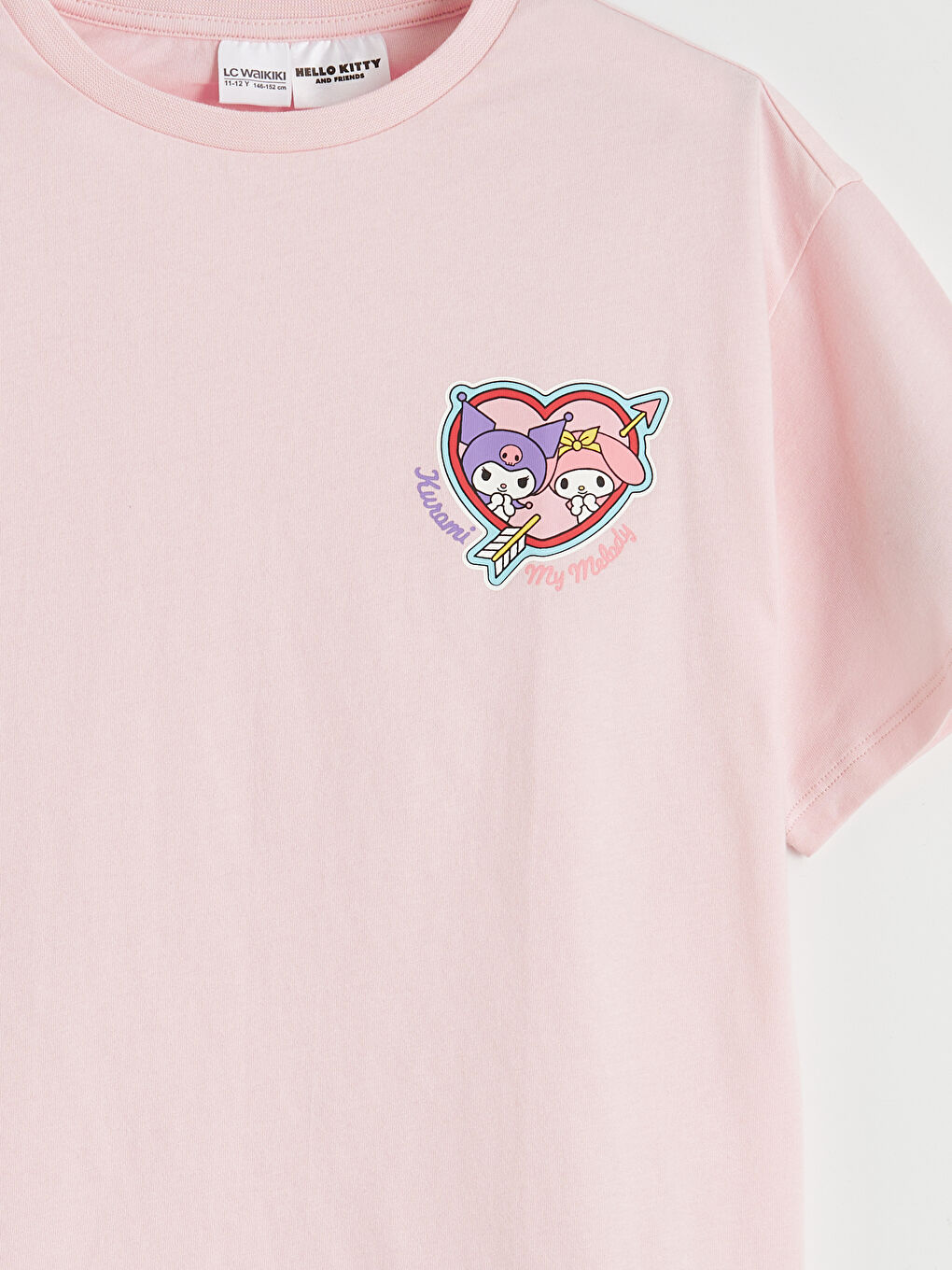 تیشێرت چاپکراوی Hello Kitty بۆ کچان بە قۆڵی گێڕاو-3