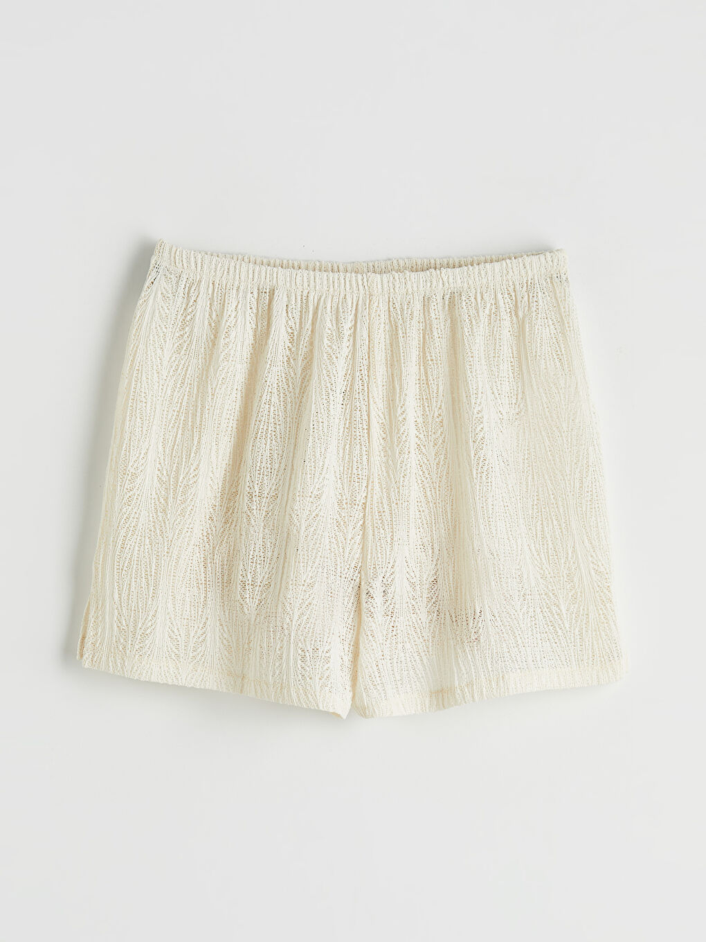 Ekru Beli Lastikli Ajurlu Kadın Plaj Şortu