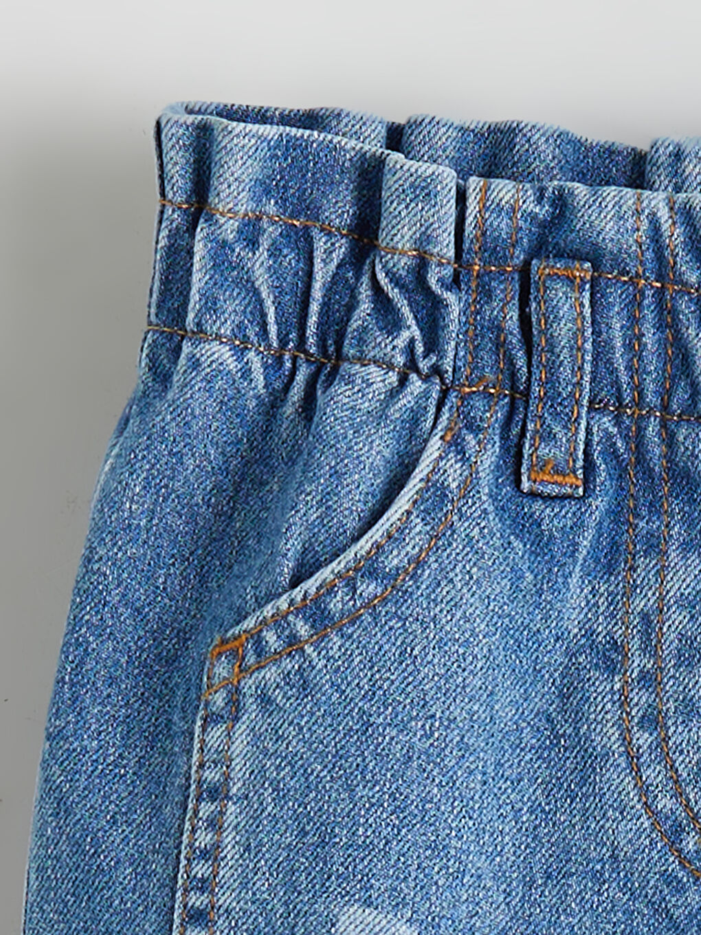 تەنورە شین کچ-1