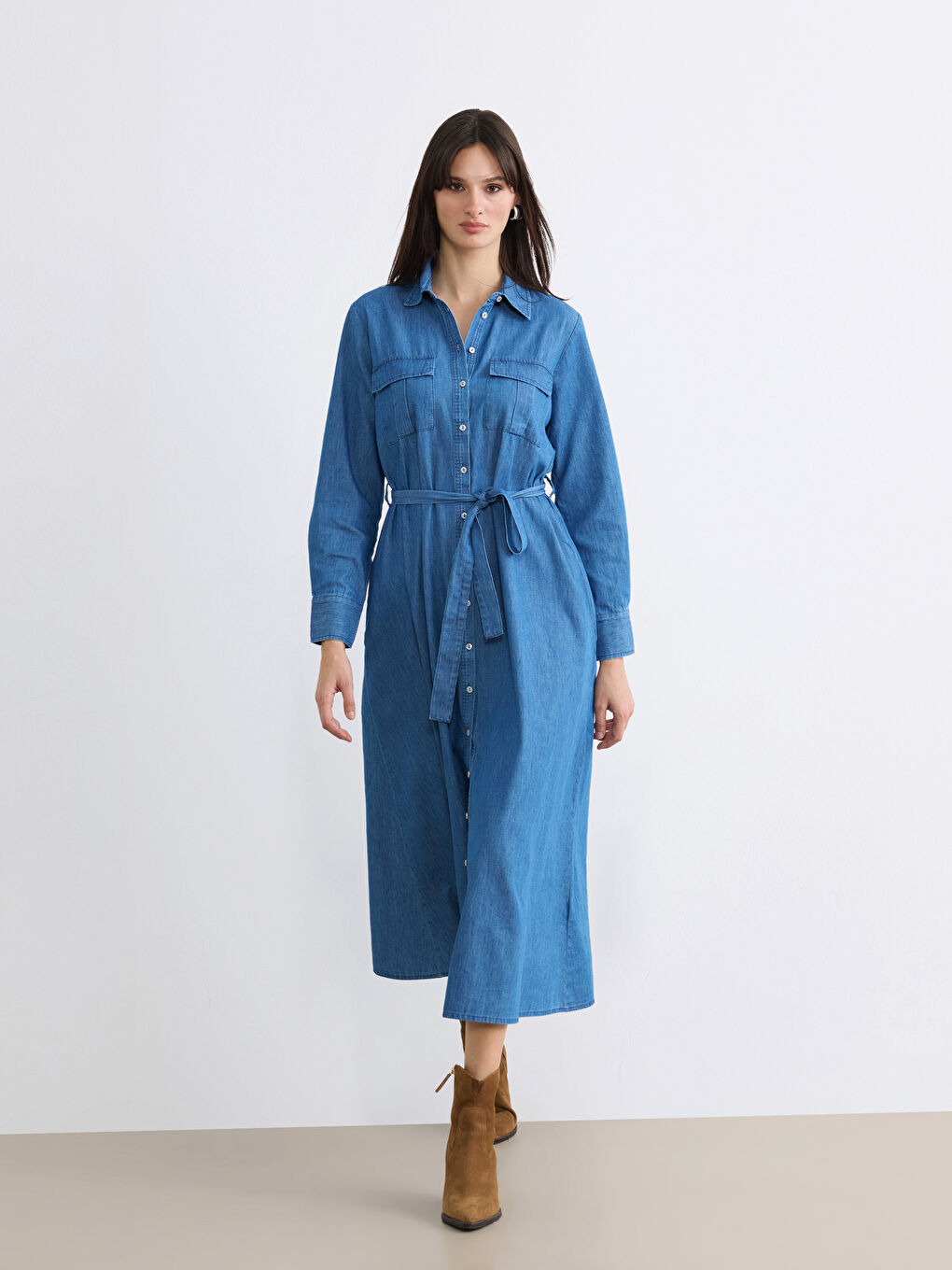 İndigo Gömlek Yaka Beli Kuşaklı Jean Elbise
