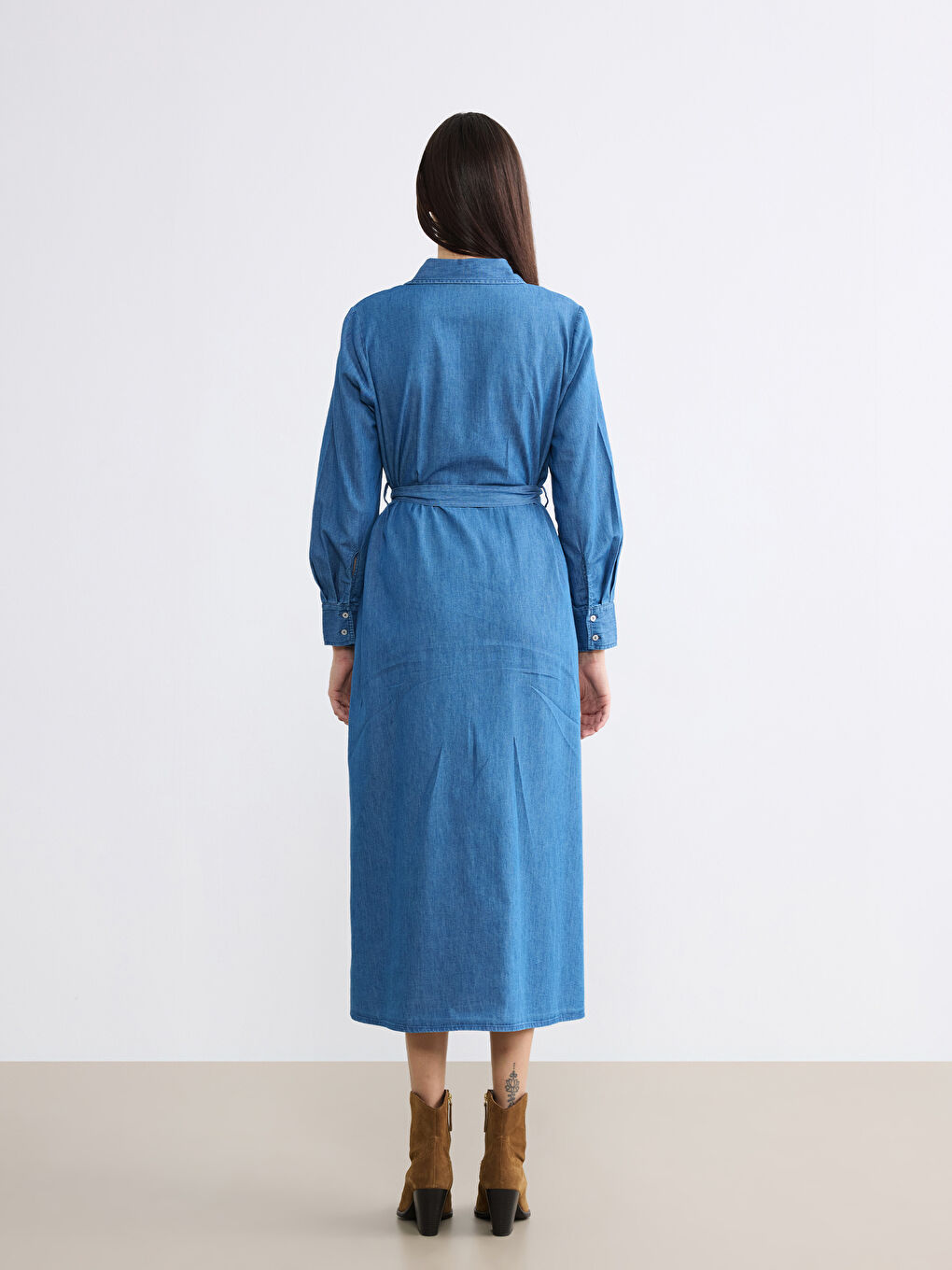 İndigo Gömlek Yaka Beli Kuşaklı Jean Elbise-3