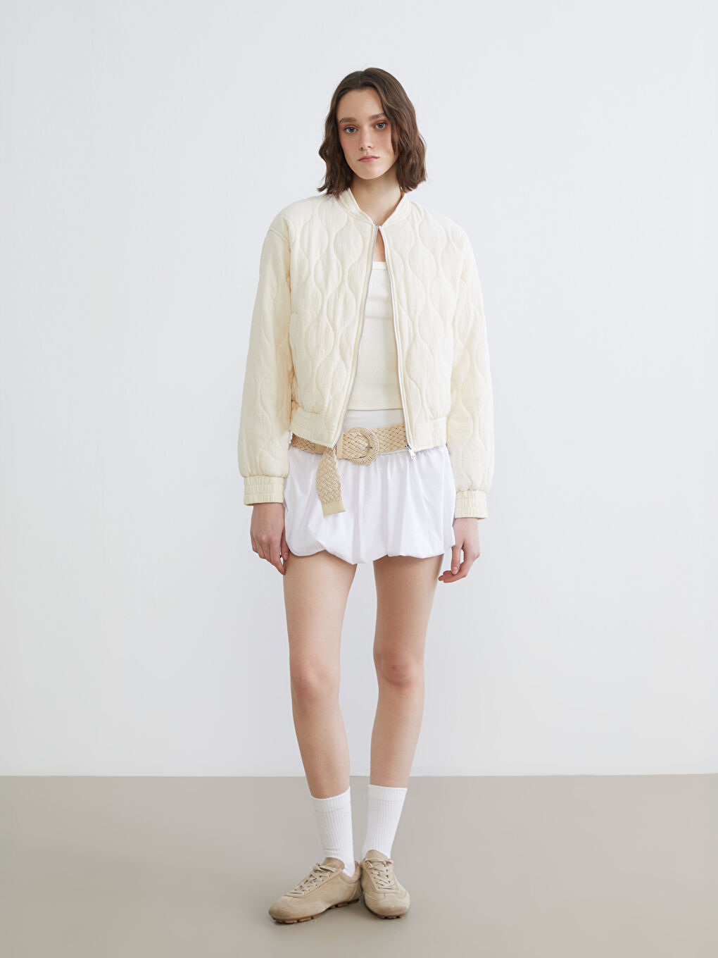 Ekru Kolej Yaka Kapitone Oversize Kadın Mont-1