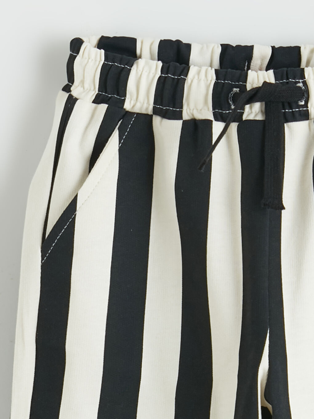 Pantaloni scurți NEGRU Băiat-1