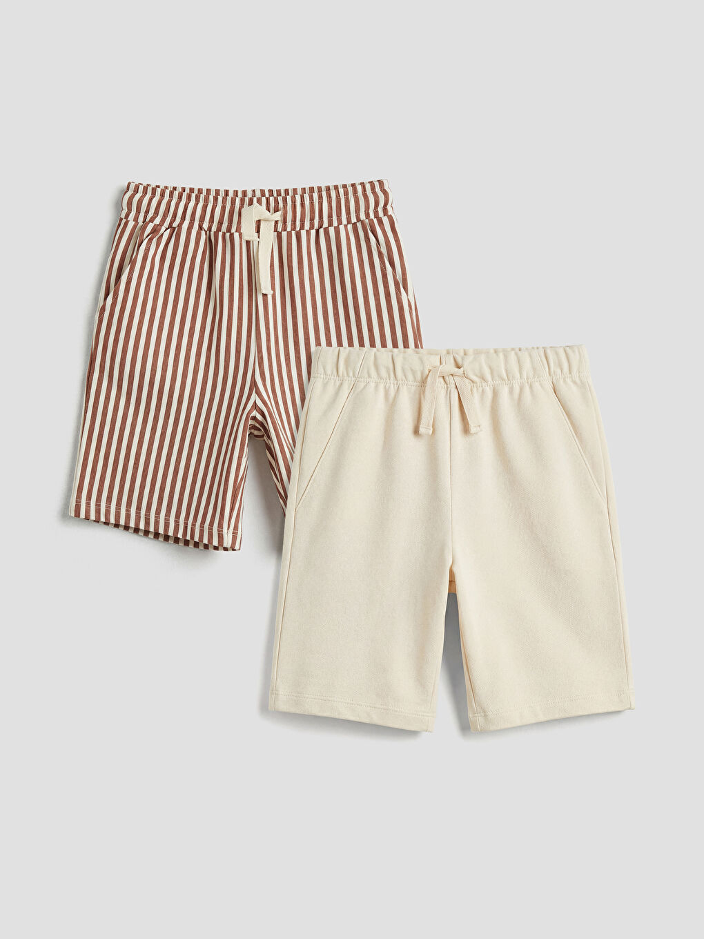 Bej Beli Bağlamalı Erkek Çocuk Şort 2'li