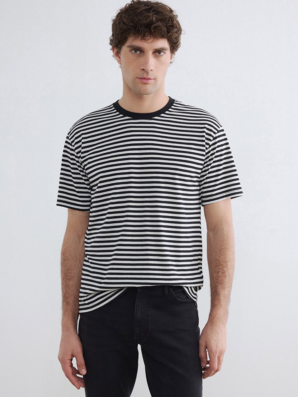 Crew Neck Striped Men's T-Shirt