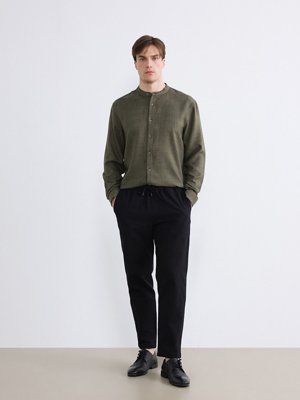 Siyah Standart Kalıp Gabardin Erkek Pantolon