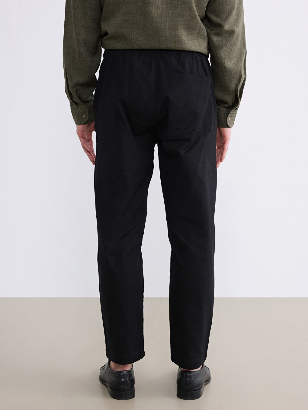 Siyah Standart Kalıp Gabardin Erkek Pantolon-3