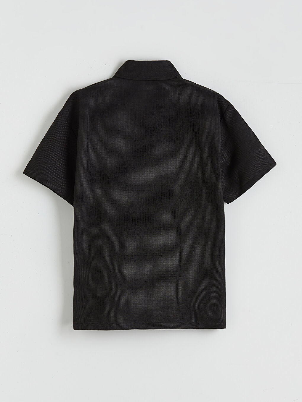 Siyah Dokulu Kısa Kollu Erkek Çocuk Gömlek-1