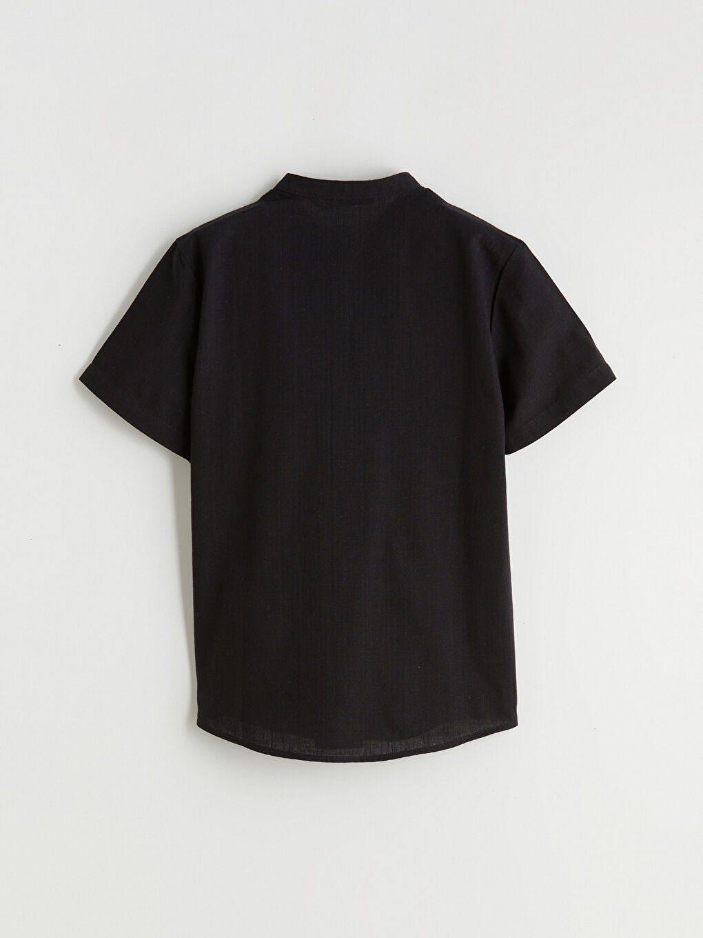 Siyah Hakim Yaka Kısa Kollu Erkek Çocuk Gömlek-2