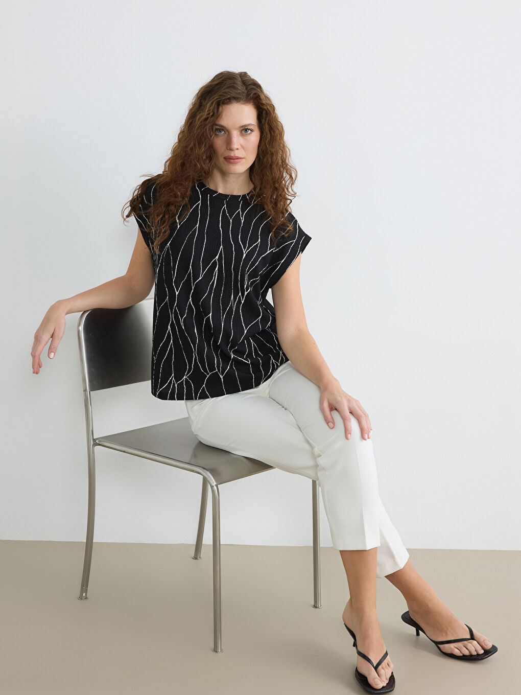 Crew Neck Patterned Blouse