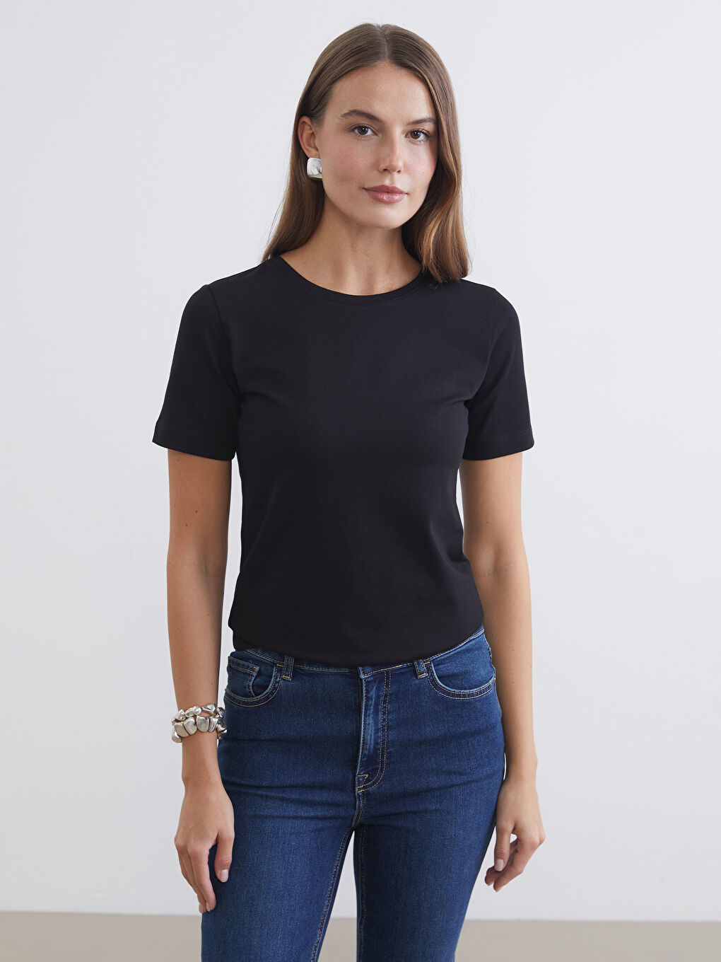 Woman BLACK T-Shirt