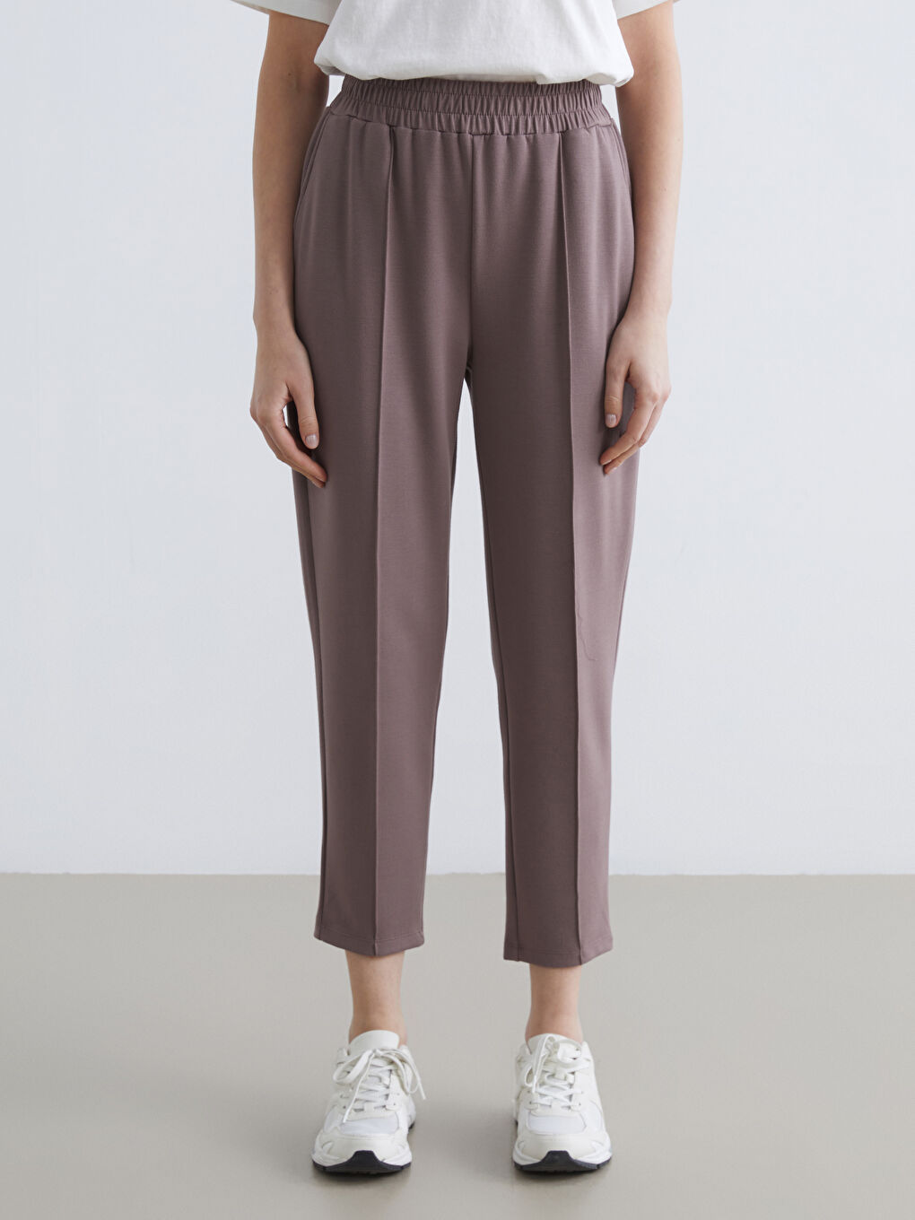 Kahverengi Beli Lastikli Kadın Eşofman Altı-1