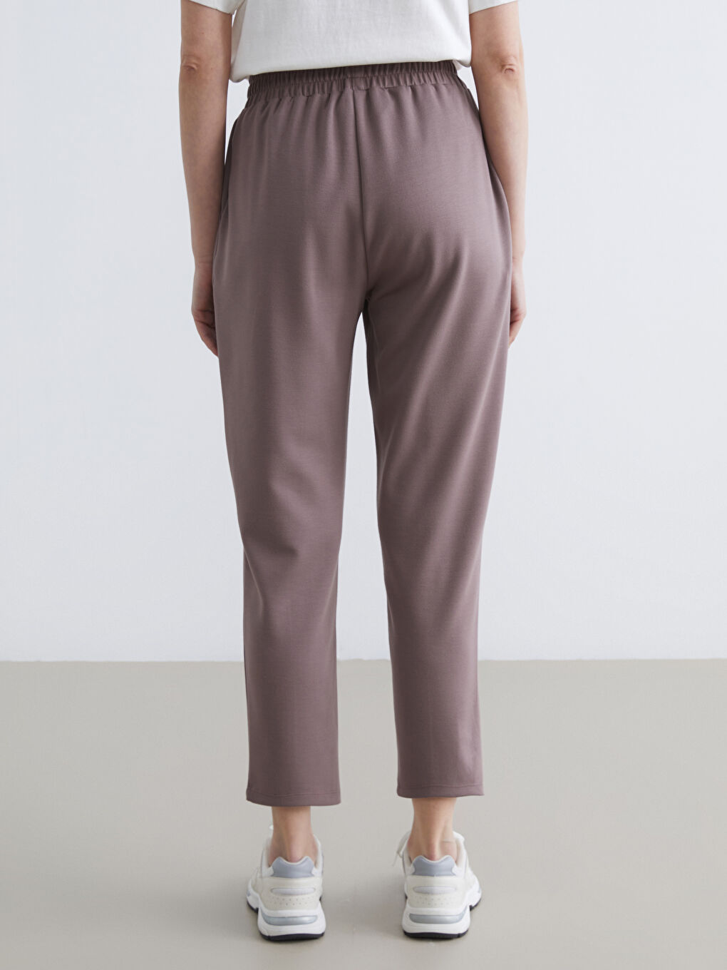 Kahverengi Beli Lastikli Kadın Eşofman Altı-3