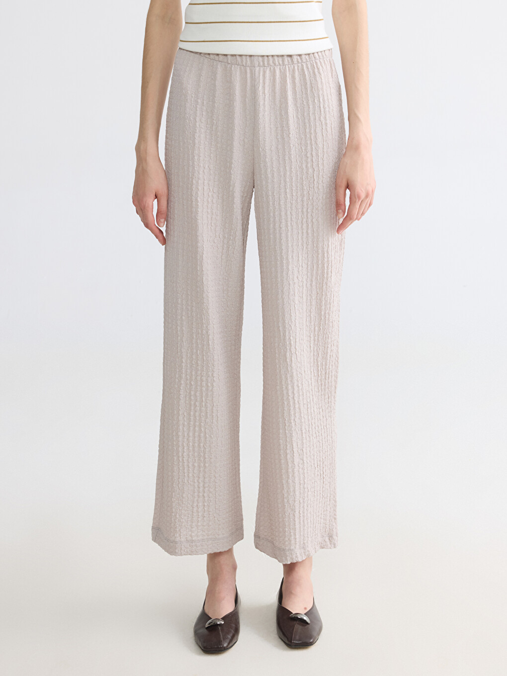Elastic Waist Textured Women's Trousers-1