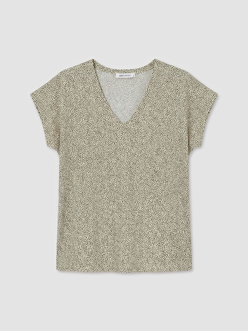 Kahverengi V Yaka Desenli Kadın Tişört-4