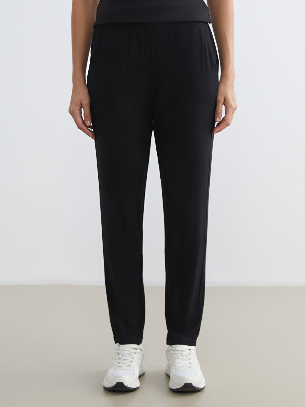 Women's Sweatpants with Elastic Waist-1