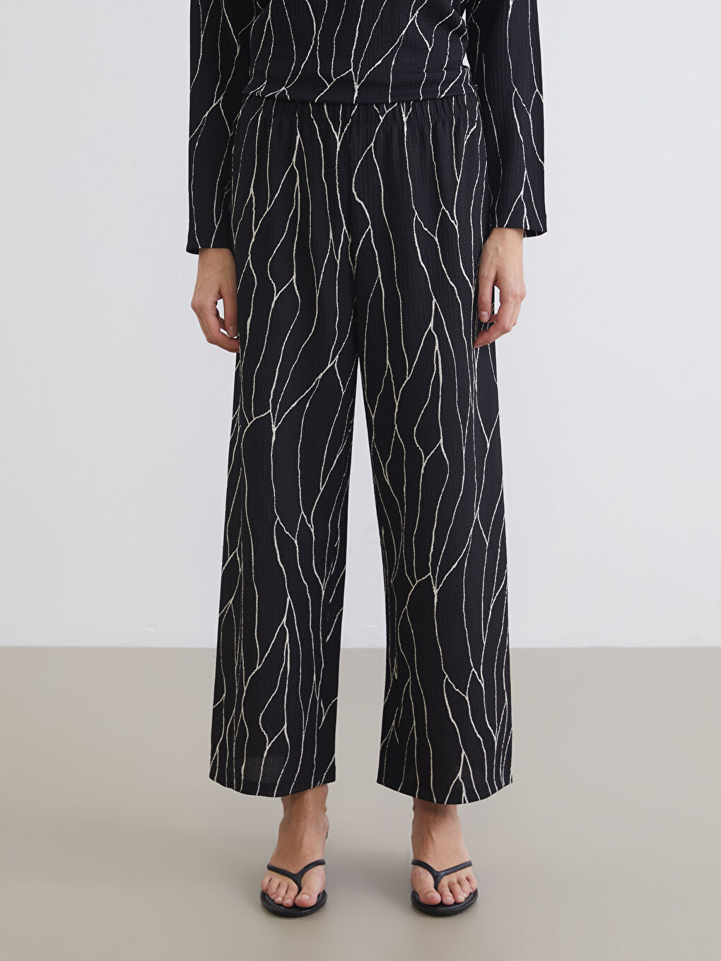 Elasticated Waist Patterned Women's Trousers-1