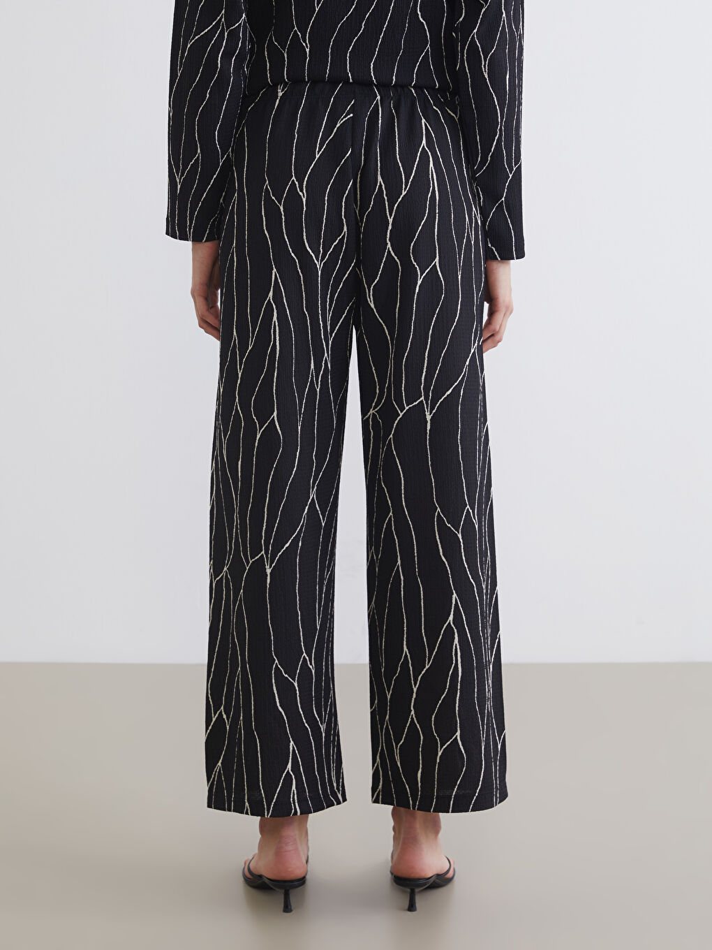 Elasticated Waist Patterned Women's Trousers-3