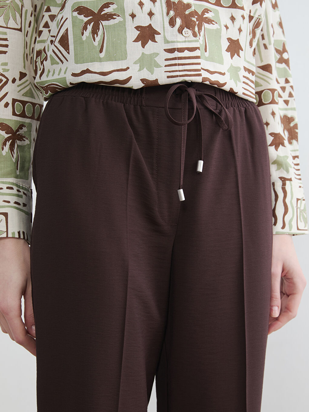 Kahverengi Beli Lastikli Havuç Kesim Kadın Pantolon-2