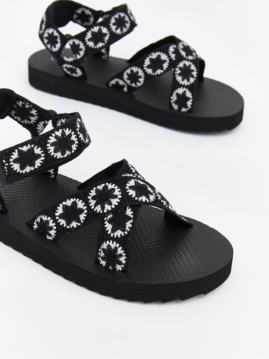 Момиче Черно Сандали-2