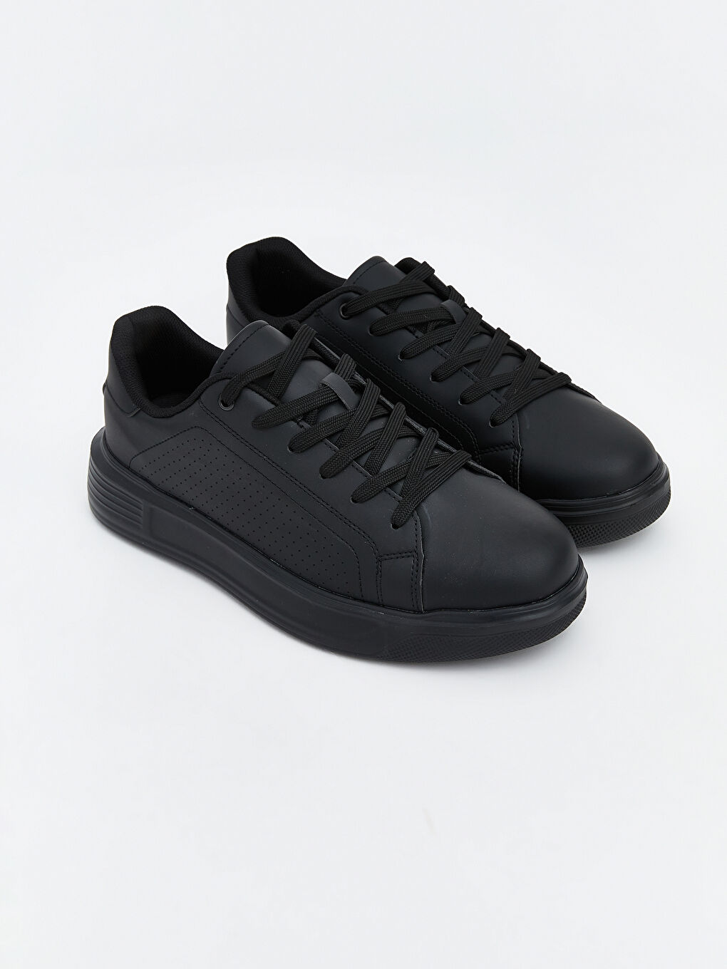 Siyah Bağcıklı Erkek Spor Ayakkabı