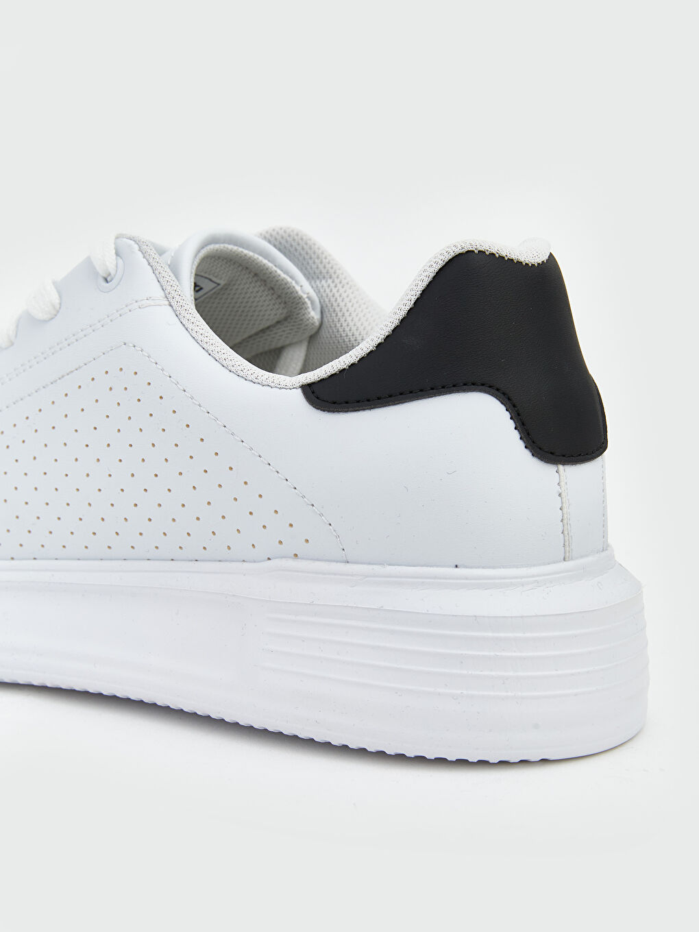 Beyaz Bağcıklı Erkek Spor Ayakkabı-4