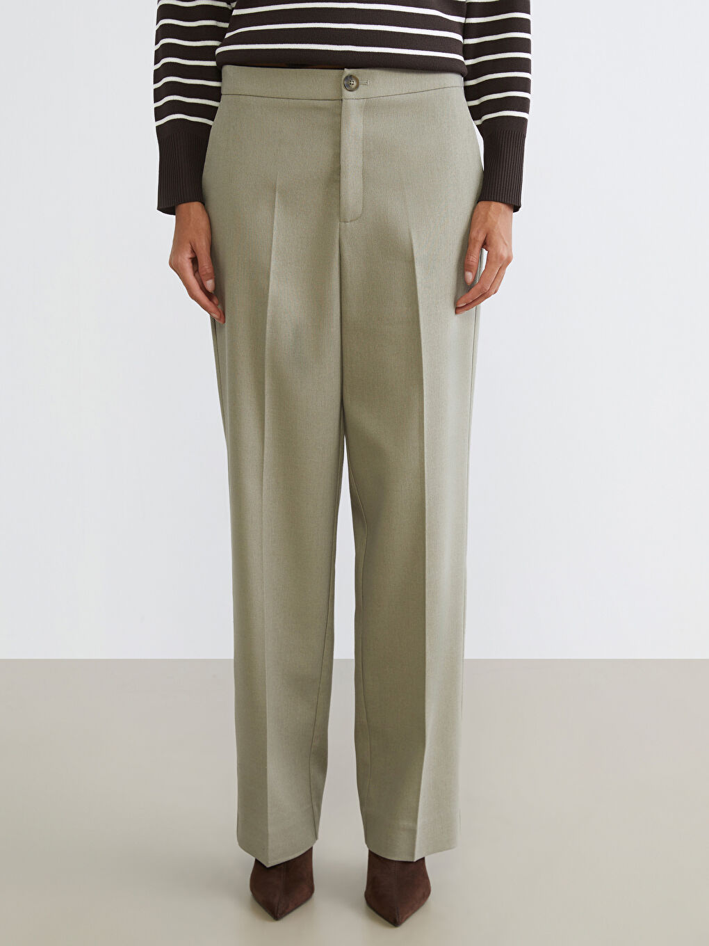Pantalon VERT Femme-1