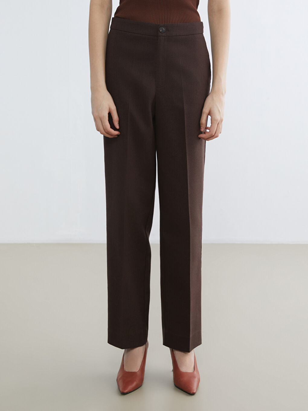 Pantalon BRUN Femme-1