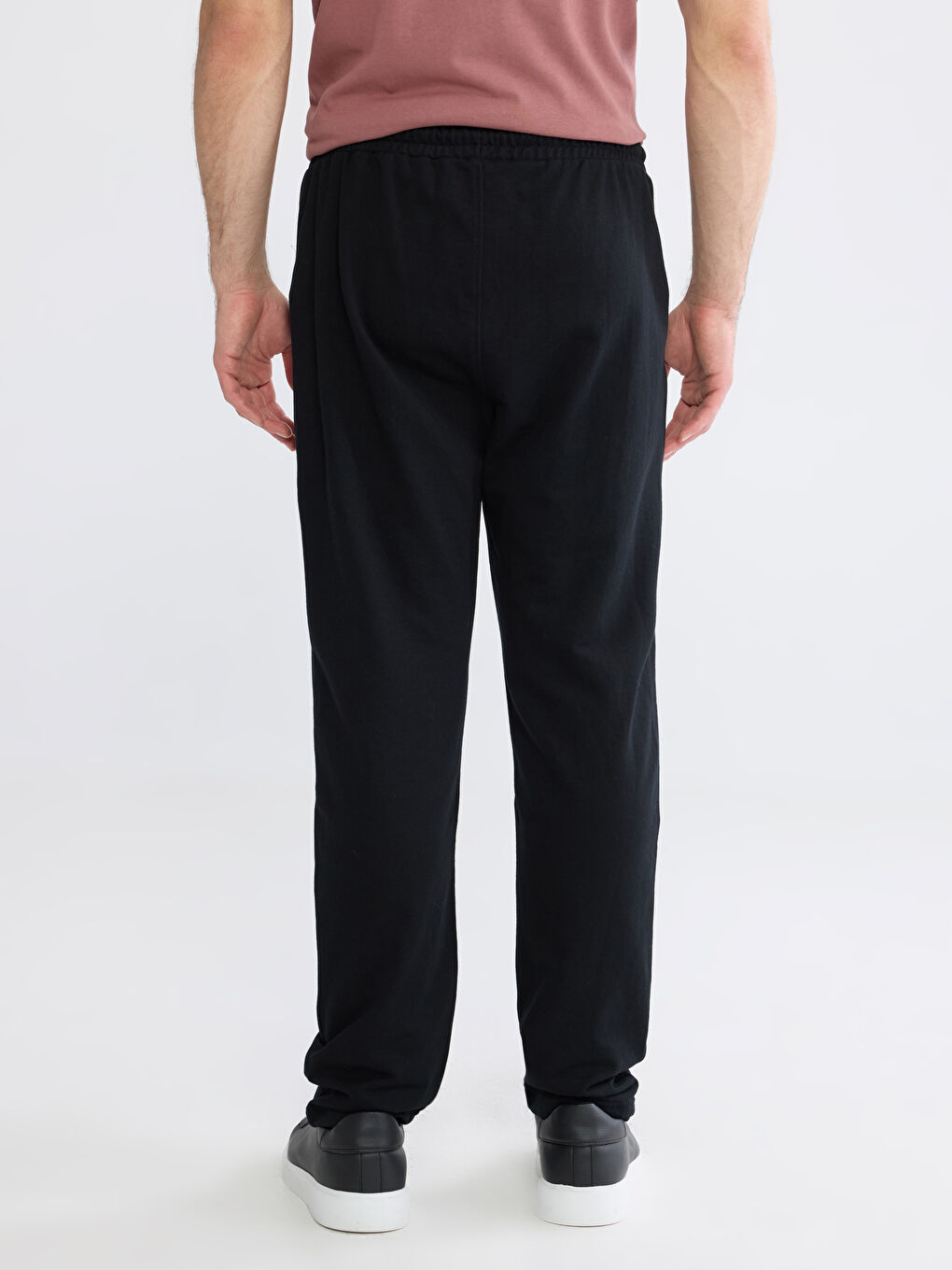 Siyah Standart Kalıp Erkek Eşofman Altı-3