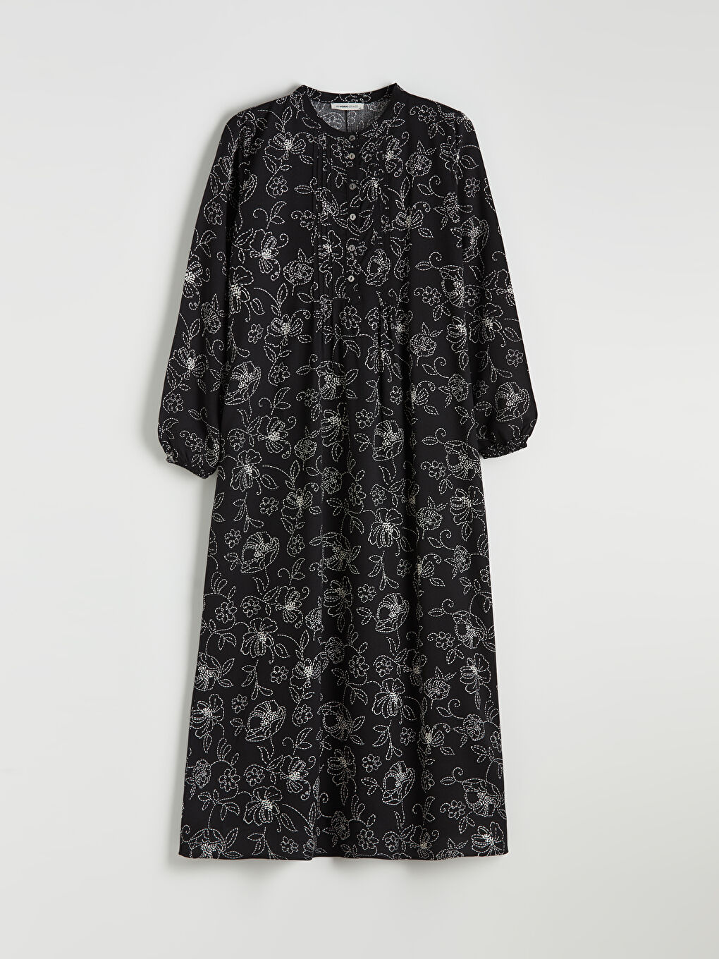 Siyah Hakim Yaka Desenli Elbise-4