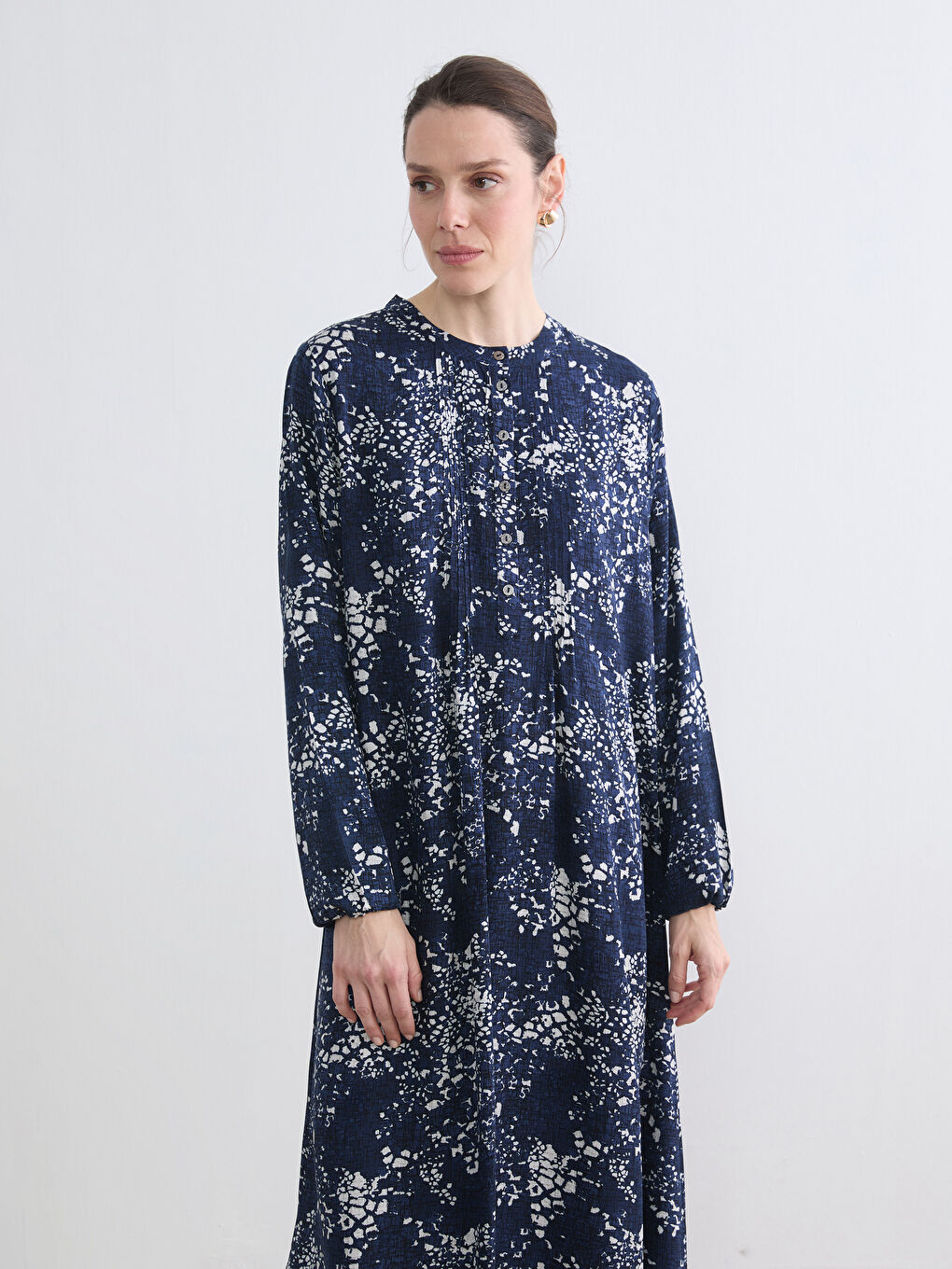 فستان كحلي امرأة-1