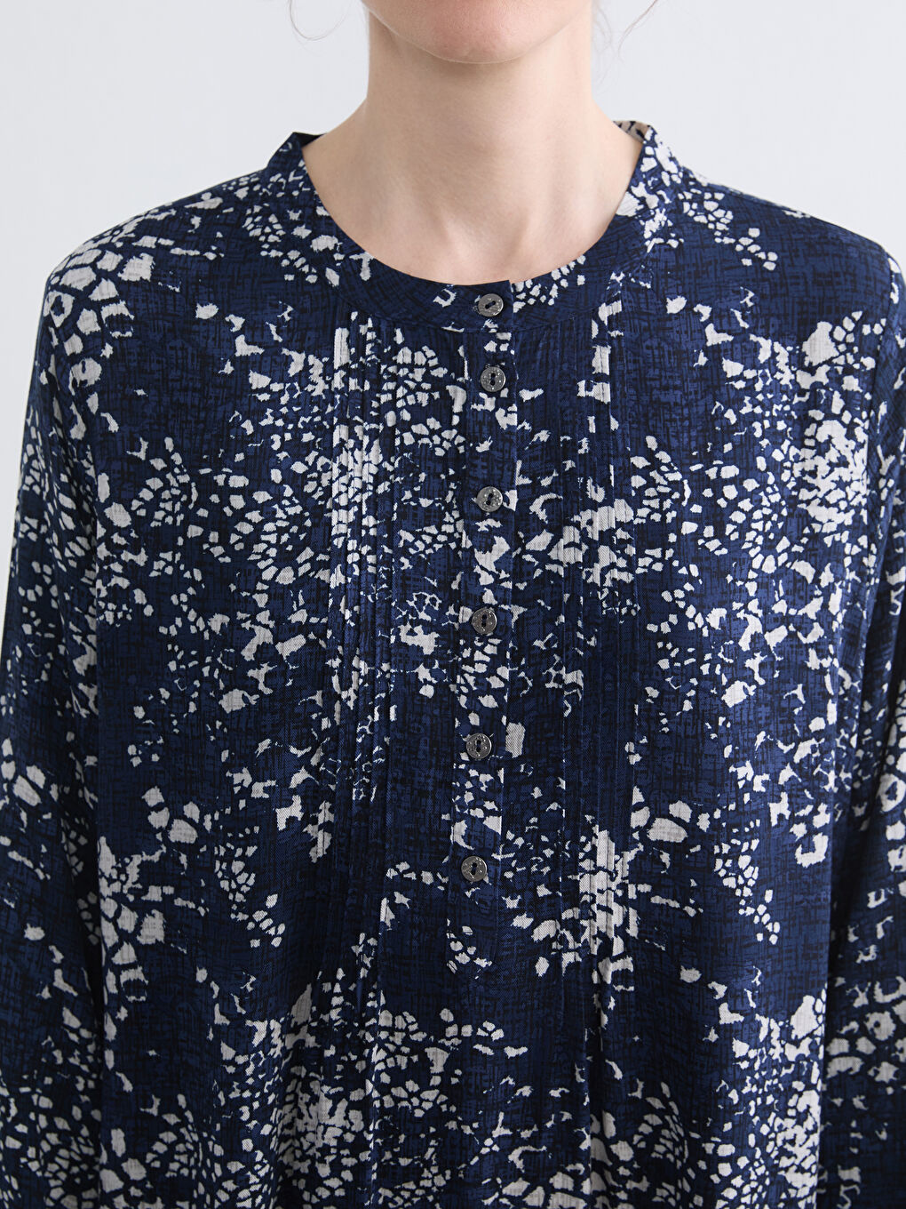 فستان كحلي امرأة-2