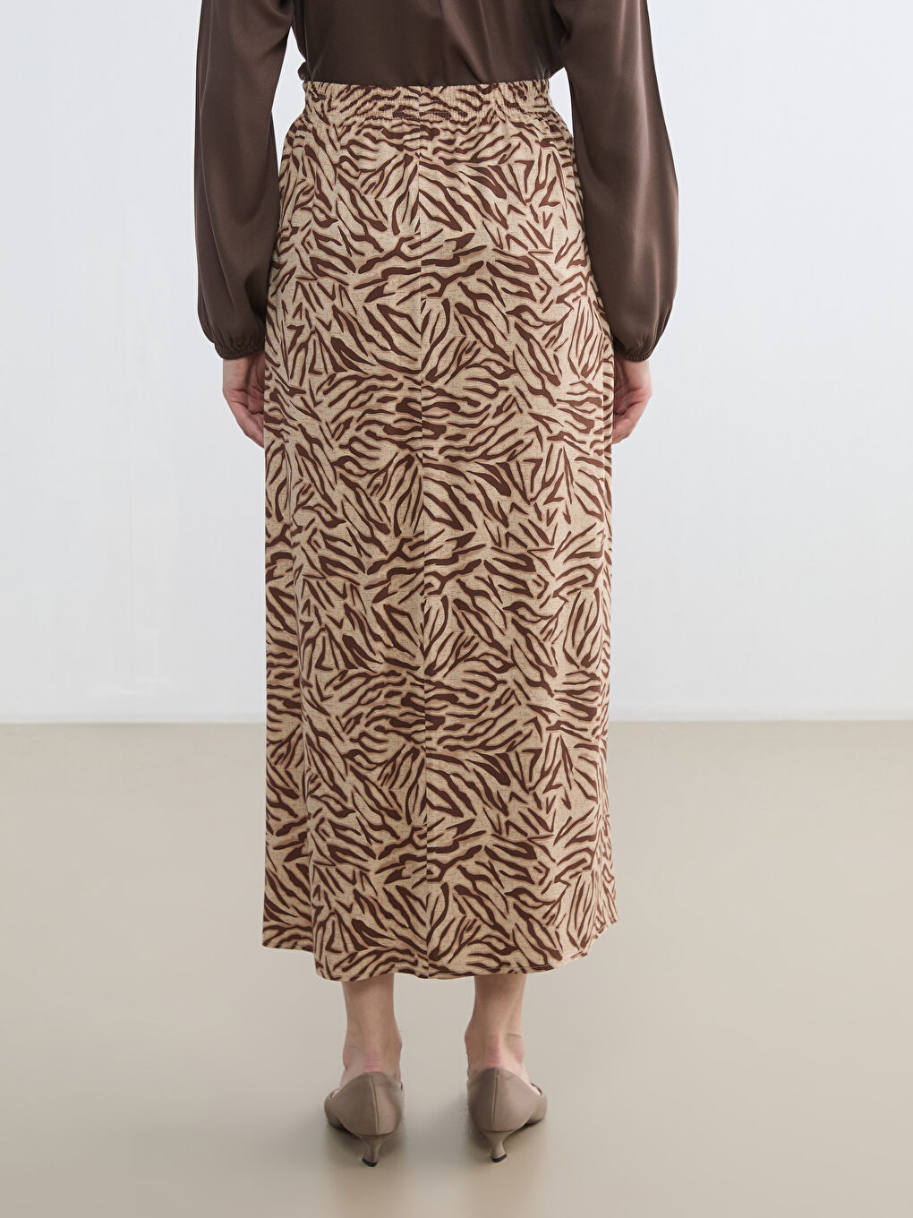 Bej Beli Lastikli Desenli Belmando Kloş Etek-3