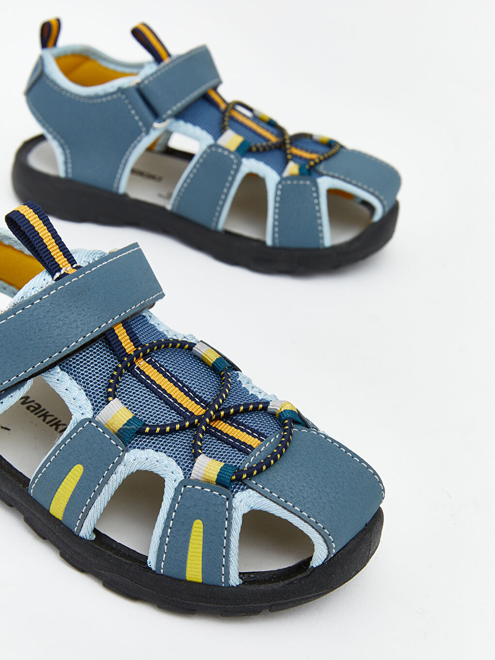 Ілмекті және жапсырмалы бекітпелі сәби ұлдарға арналған сандалдар-2